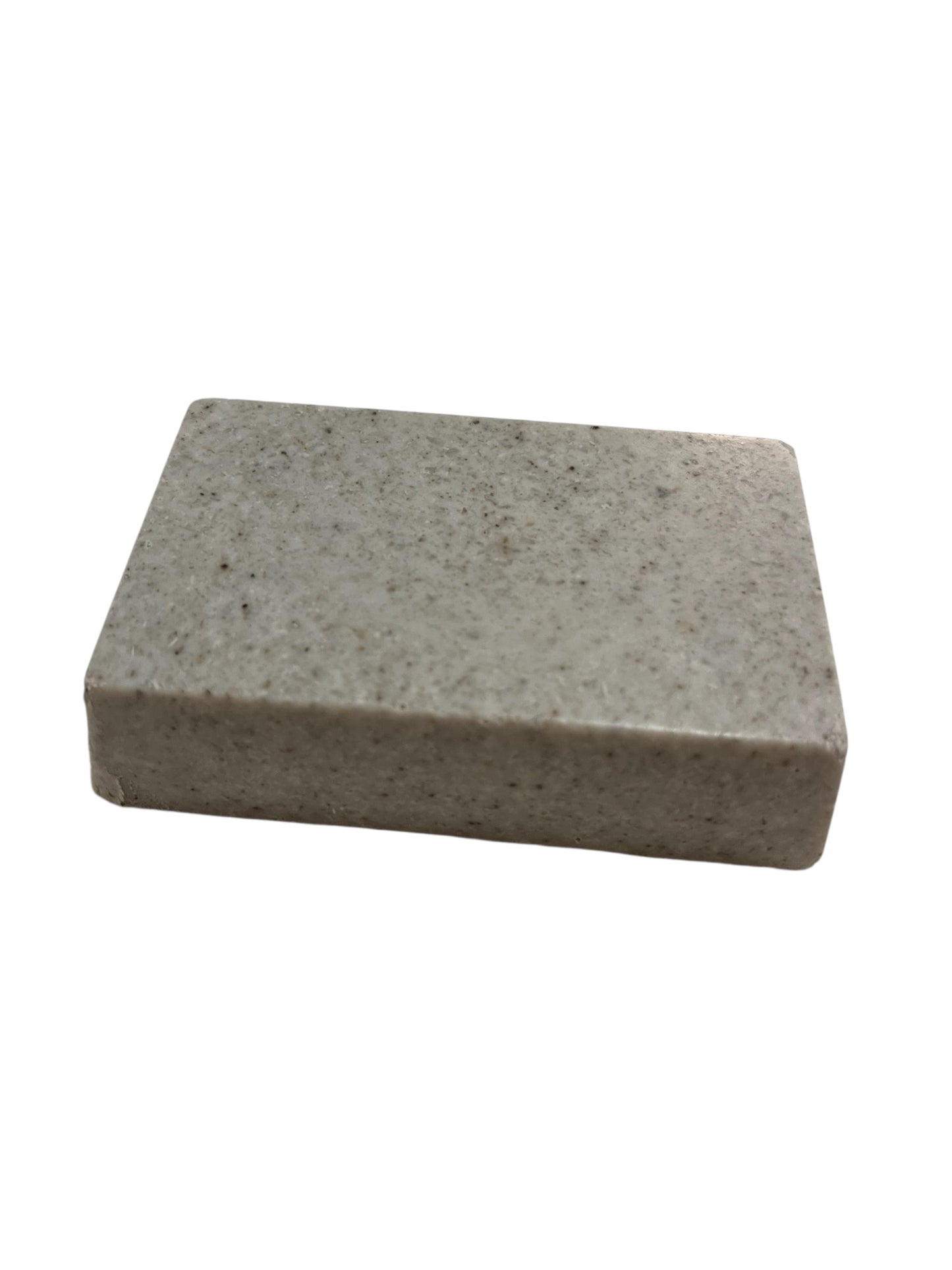 🌊 Saltstein – håndlaget såpe med sort og hvitt havsalt